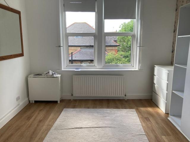 Apartment at Mount Adon Park, Greater London