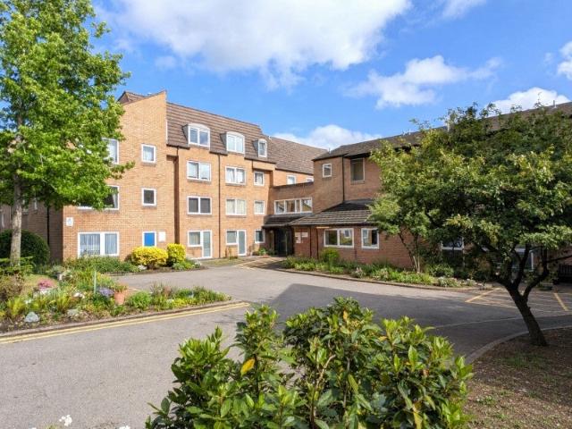 Apartment at Mount Hermon Road, Woking