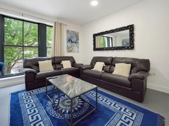 Apartment at Mount Stuart Square, Cardiff