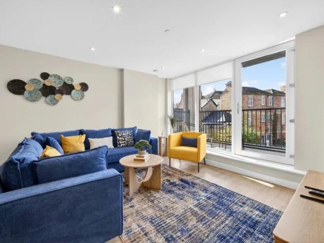 Apartment at Mount Stuart Square, Cardiff