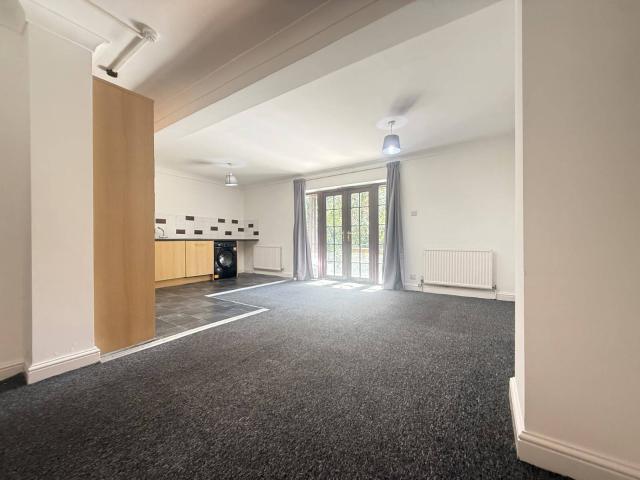 Apartment at Mounts Road, Dartford