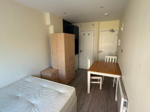 Apartment at Moyser Road, Greater London