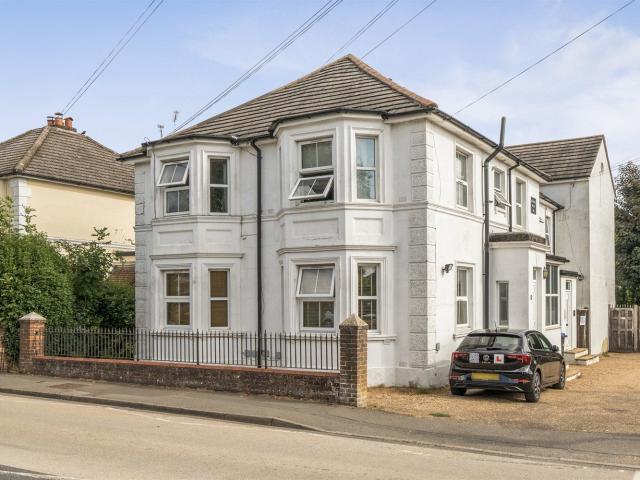 Apartment at Moat Road, Mid Sussex