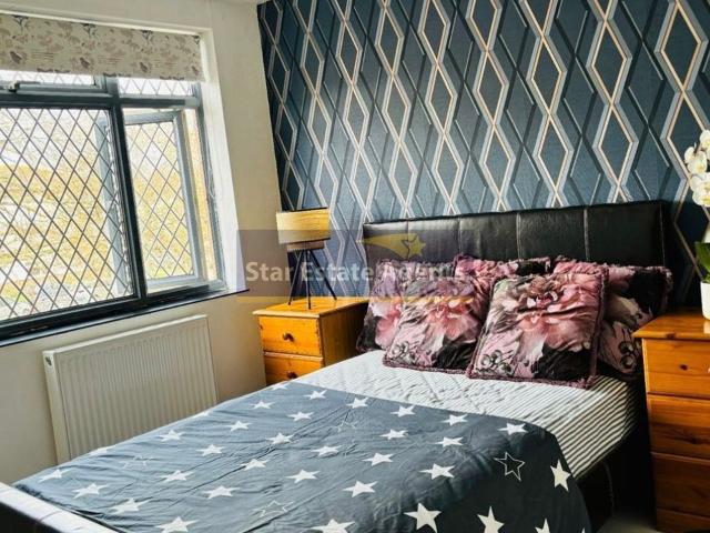 Apartment at Mole Court, Epsom and Ewell