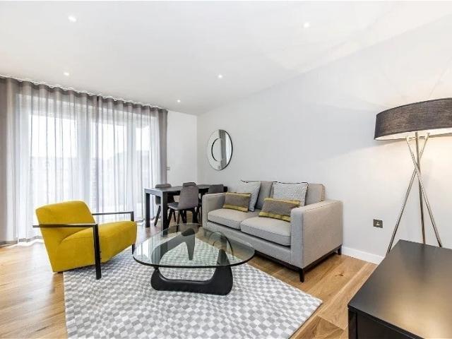 Apartment at Monarch Square, Greater London