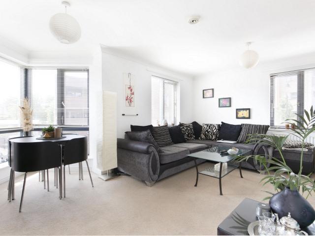 Apartment at Monteagle Way, Greater London