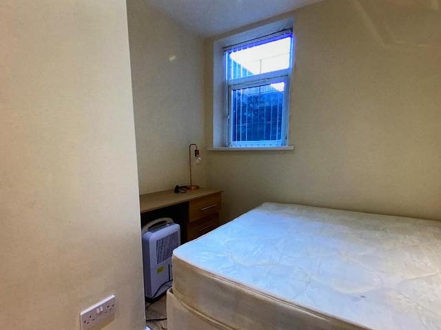 Apartment at Moorland Avenue, Leeds