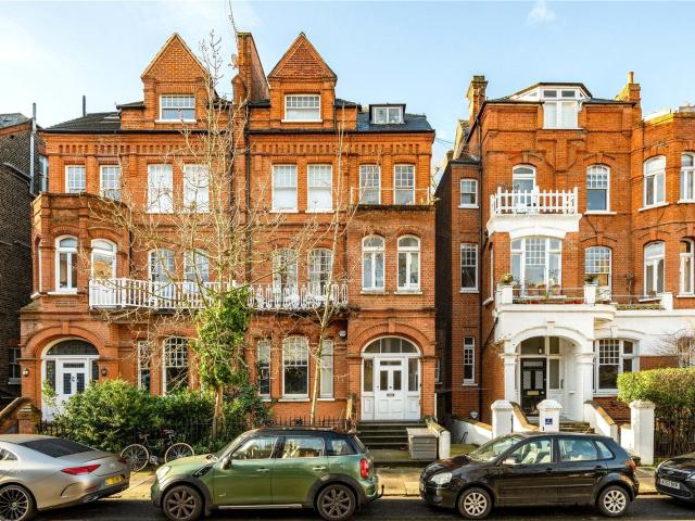 Apartment at Mornington Avenue, Greater London