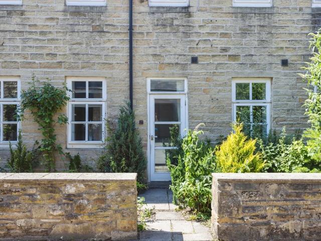 Apartment at Moss Row, Bradford