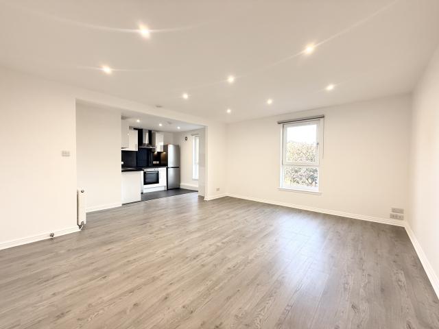Apartment at Maukinfauld Road, Glasgow
