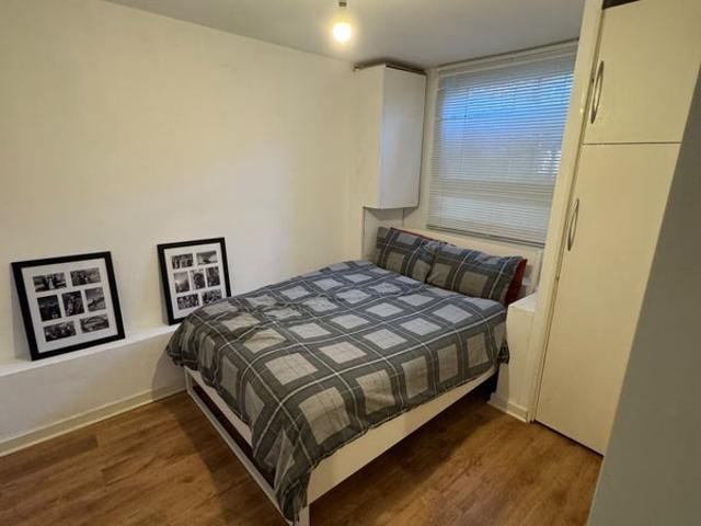 Apartment at Maysoule Road, Greater London