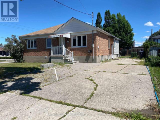 apartment at MAIN 63 LOCKERBIE AVENUE, Toronto, Ontario, M9N3A3