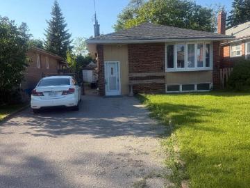 apartment at MAIN 62 LOMBARDY CRESCENT, Toronto, Ontario, M1K4N9