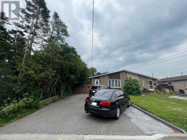apartment at MAIN 823 SANOK DRIVE, Pickering, Ontario, L1W2R1