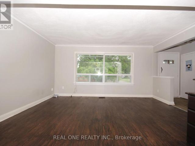 apartment at MAIN 157 SHROPSHIRE DRIVE, Toronto, Ontario, M1P1Z6