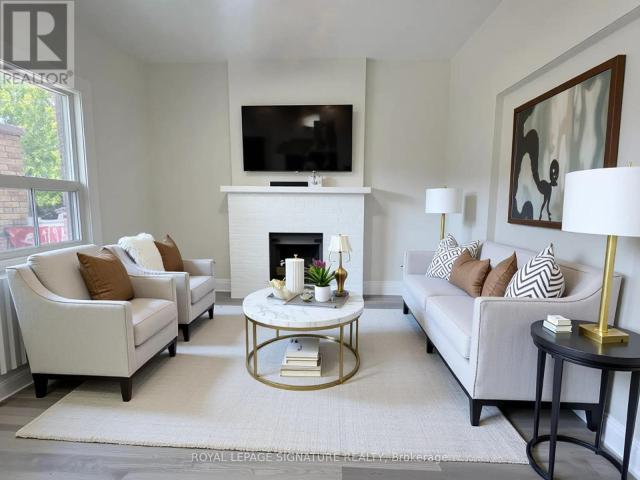 apartment at MAIN 167 BARKER AVENUE, Toronto, Ontario, M4C2P3