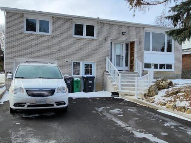 apartment at MAIN 219 MCMURCHY AVENUE, Brampton, Ontario, L6Y1Z2