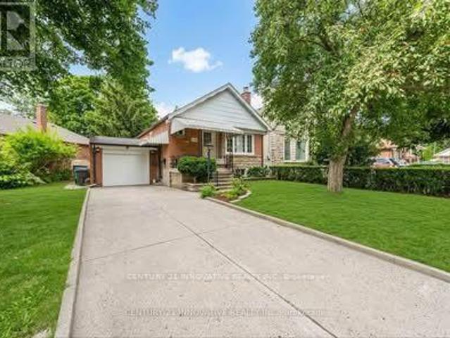 apartment at MAIN 240 PARKVIEW HILL CRESCENT, Toronto, Ontario, M4B1S3