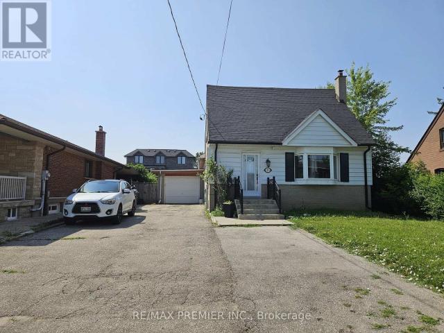 apartment at MAIN & 2ND 31 COMPTON CRESCENT, Toronto, Ontario, M3M2C3