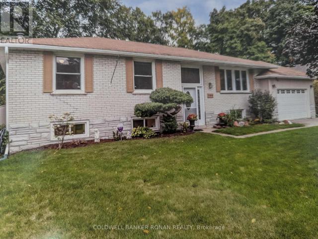 apartment at MAIN FLOOR – 104 BOYNE CRESCENT