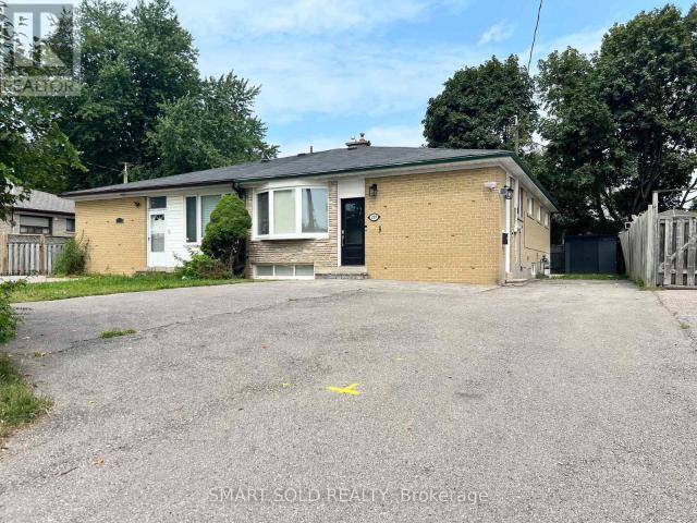 apartment at MAIN FLOOR 219 BEECHY DRIVE, Richmond Hill, Ontario, L4C2X6