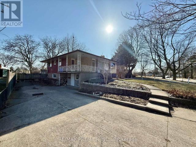 apartment at MAIN FLOOR 288 SCOTT STREET, St. Catharines, Ontario, L2N1J3