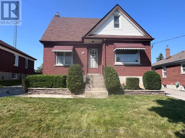 apartment at MAIN FLLOOR 224 COLLEGE AVENUE, Oshawa, Ontario, L1J1R7