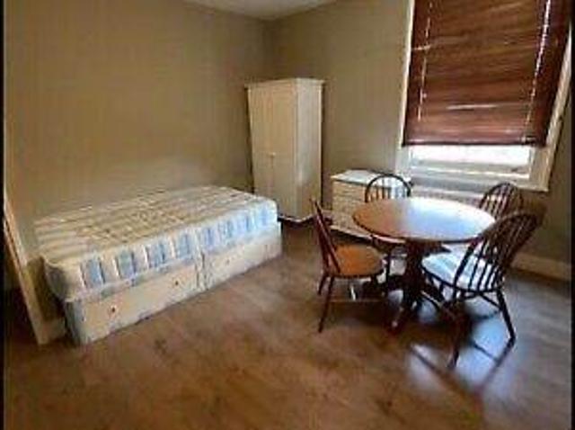 Apartment at Malwood Road, Greater London