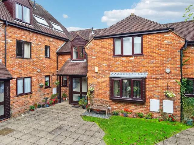 Apartment at Malthouse Square, Princes Risborough