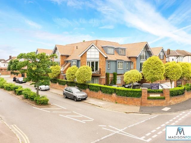 Apartment at Manor Road, Epping Forest