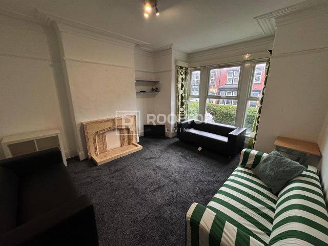 Apartment at Manor Terrace, Leeds