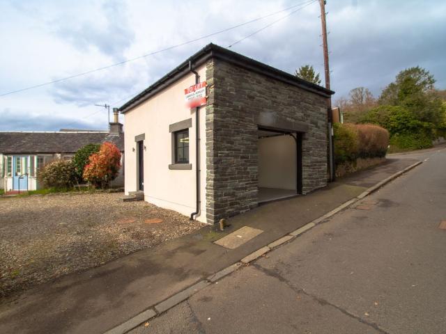 Apartment at Manse Brae, Rhu