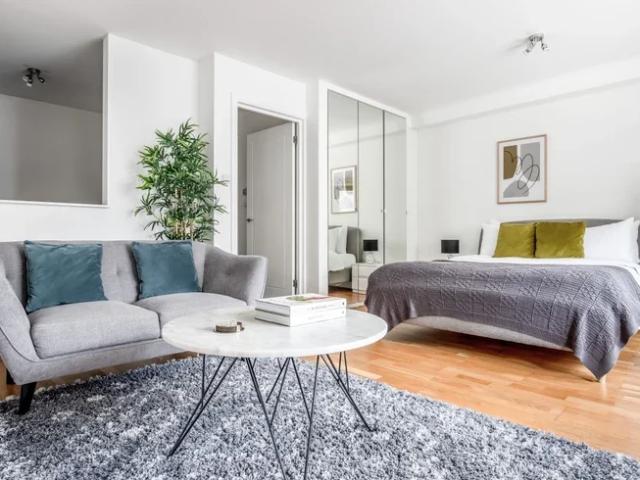 Apartment at Mansell Street, City of London