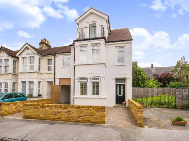 Apartment at Mansfield Road, Greater London