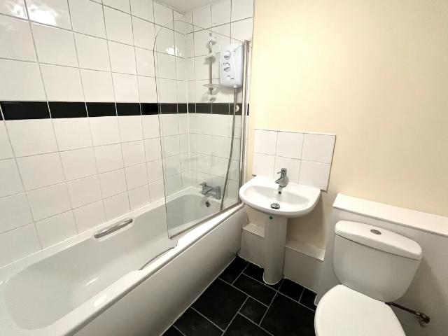 Apartment at Mansfield Road, Nottingham
