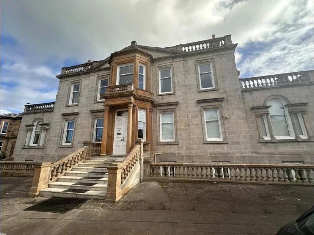 Apartment at Mansionhouse Road, Paisley