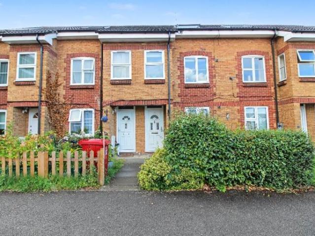 Apartment at Maplin Park, Slough