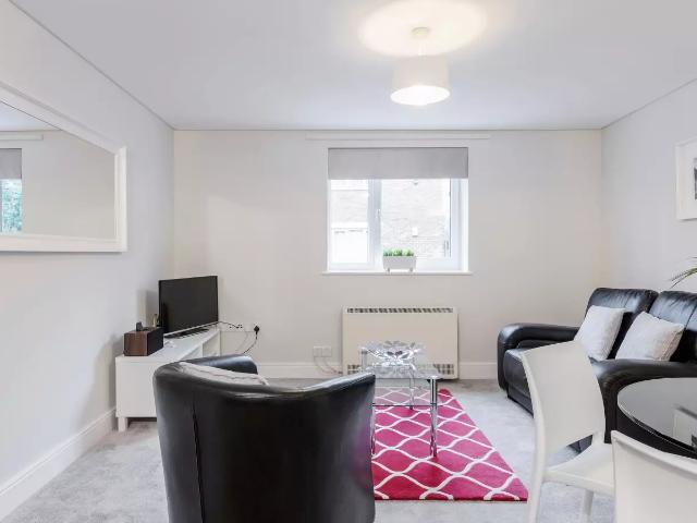 Apartment at Marina Place, Greater London