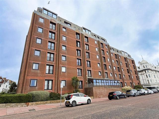 Apartment at Marina, Rother