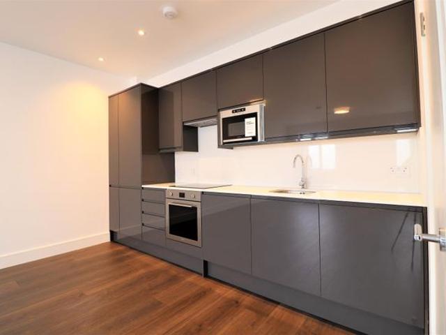 Apartment at Marlowes Shopping Precinct, Dacorum
