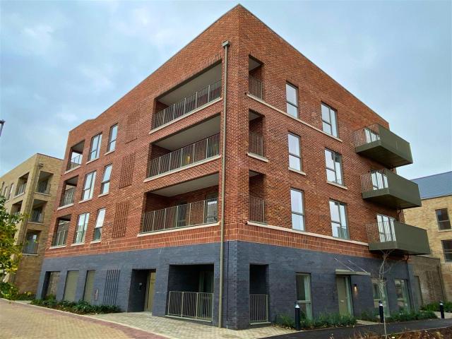 Apartment at Marleigh Avenue, South Cambridgeshire