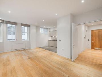 Apartment at Marylebone Road, City of Westminster