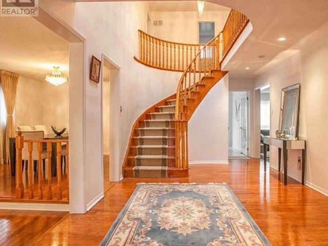 apartment at MASTER BEDROOM 2ND FLOOR 101 SUMMERDALE DR AVENUE, Markham, Ontario, L6T6W3