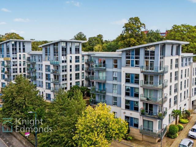 Apartment at Mckenzie Court, Maidstone