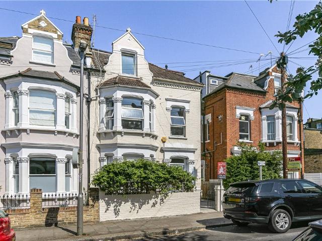 Apartment at Mexfield Road, Greater London