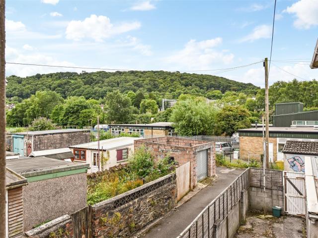 Apartment at Meadow Street, Pontypridd