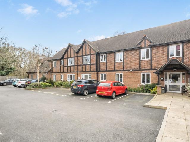 Apartment at Meadowside, Storrington