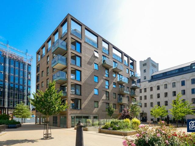 apartment at Meade House, CB1,England