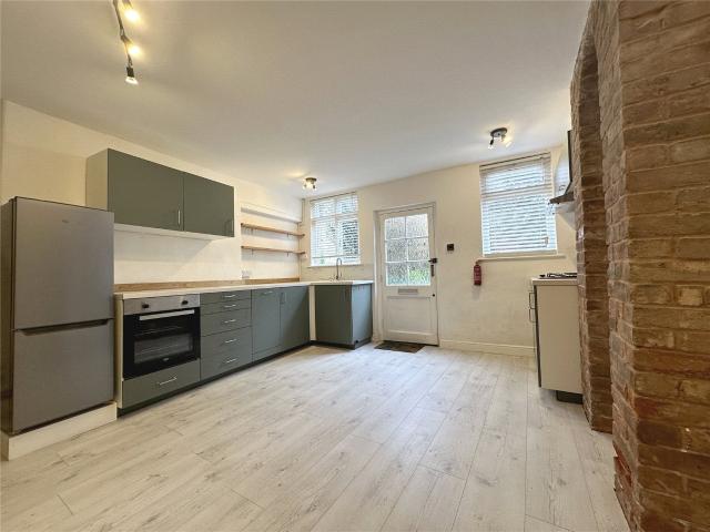 Apartment at Melbourne Place, Exeter