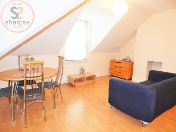 Apartment at Merton Road, Greater London